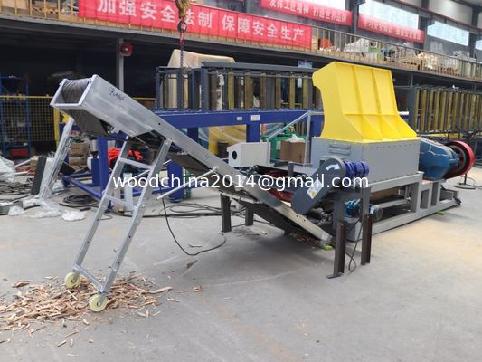 Small Wood Pallet Crusher / Nail Wooden Pallet Crusher Machine Used To Pallet And Wood Chippers For Nail Removal