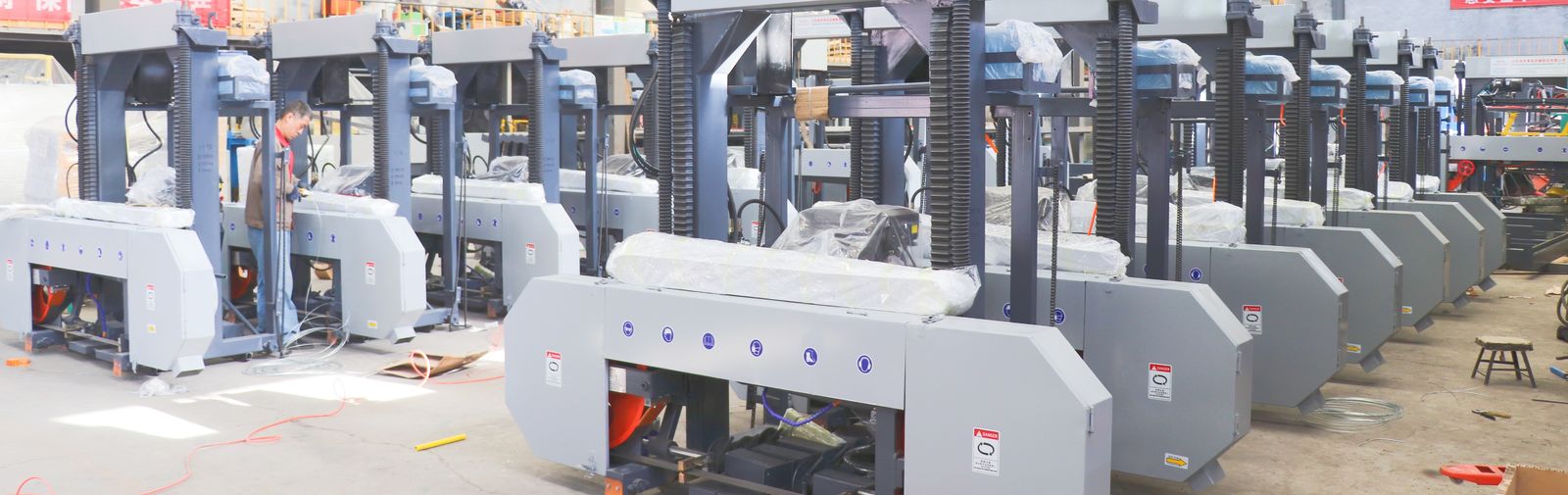 China Factory Selling Horizontal Wood Portable Band Saw Sawmill Log Sawing Machine