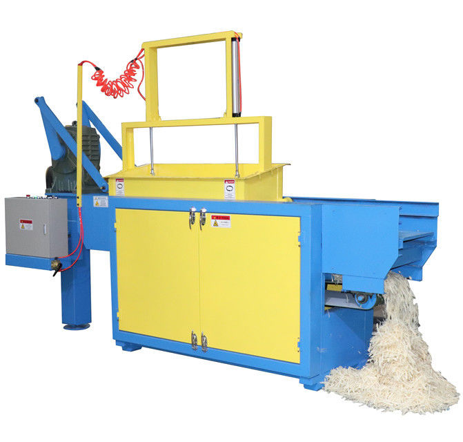 Chicken Poultry Bedding Pine Wood Shaving Machine 500 To 1500kg Per Hour
