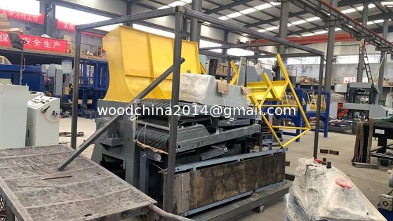 Small wood pallet crusher / nail wooden pallet crusher machine Pallet grinder