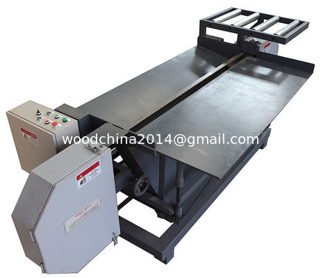 Pallet Dismantling Machine For Nail Cuttings , Diesel Wood Pallet Dismantler