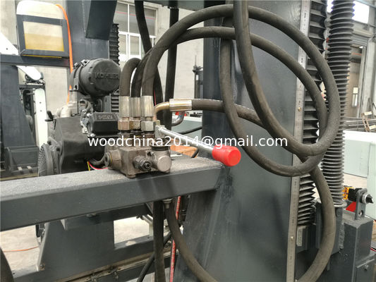Diesel Horizontal Portable Band Saw Machine For Cutting Tree Trunk