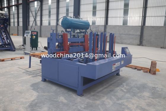 آلة صناعة لوحات الخشب الأوروبية 4 Stringer w/Stacker Palet Nailer Assembly System