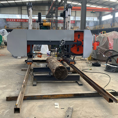 80HP محرك الديزل تعمل بهدف العمل الثقيل أفقي الشريط منشار للعمل على الخشب